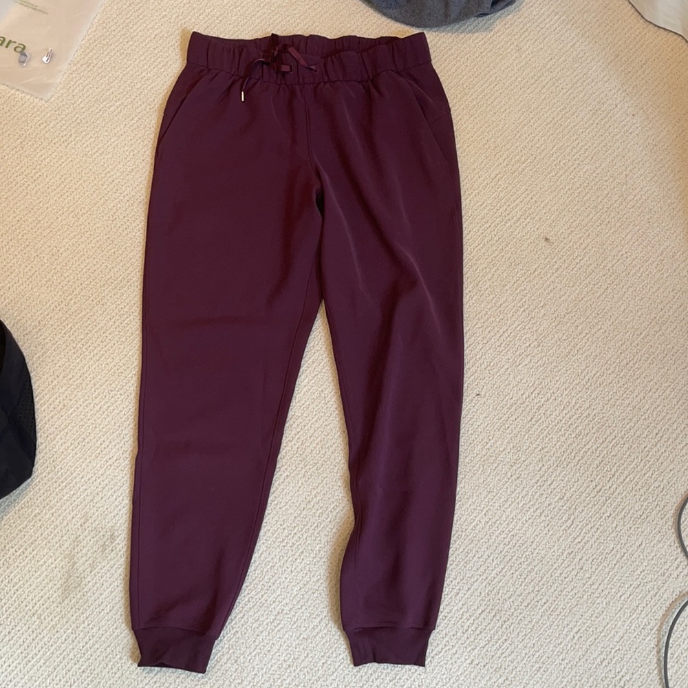 Lululemon On the Fly Joggers